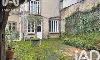 Maison 12 Pièces 304 m² à vendre à Château-Renard (45220)