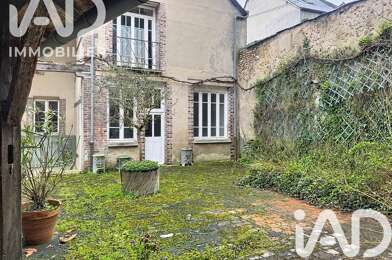 Maison 12 pièces 160000 €