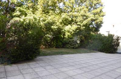 Grand type 5 avec terrasse et jardin — photo du bien