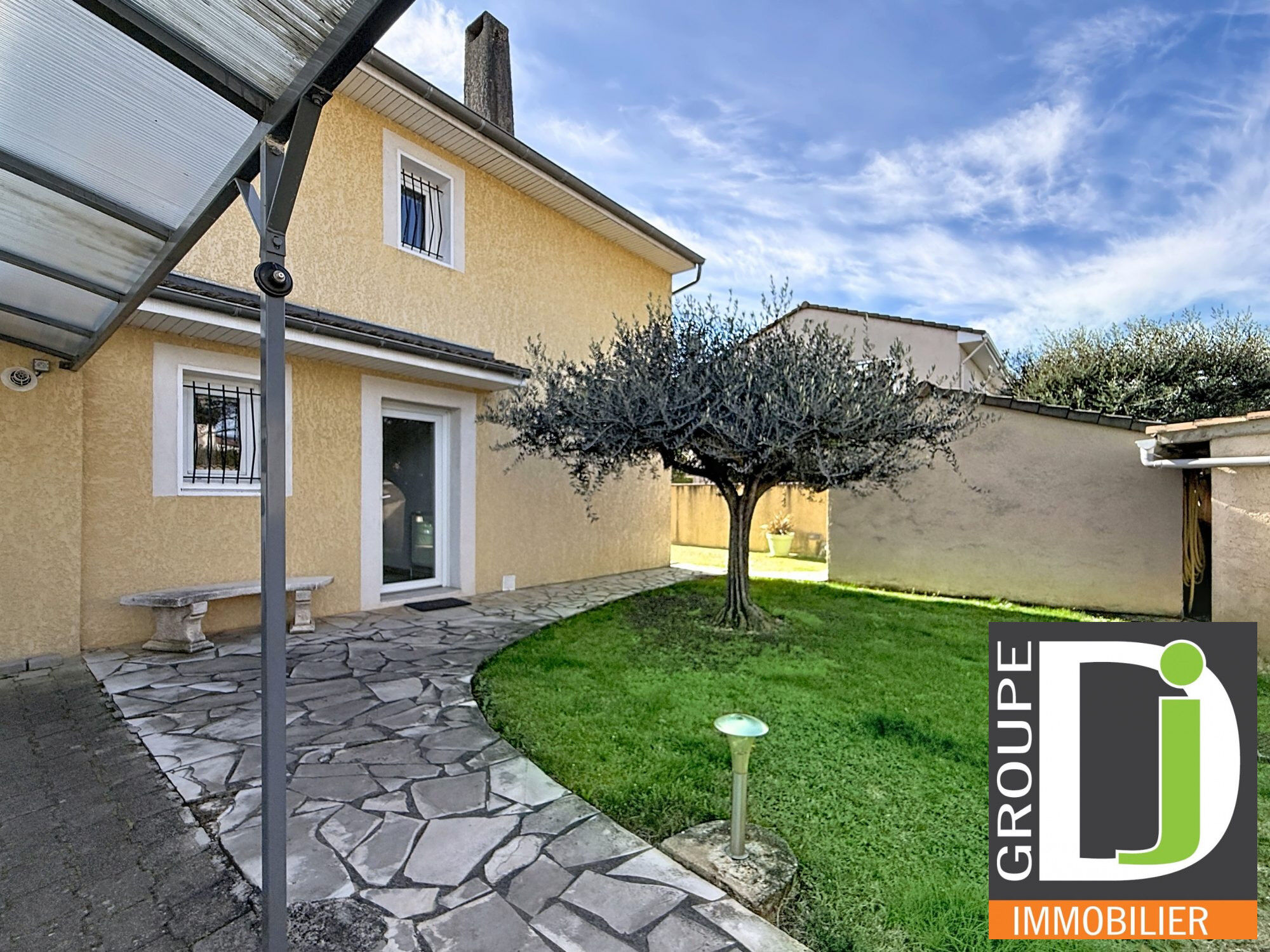 Villa / Maison  T5 à vendre Livron-sur-Drôme 26250