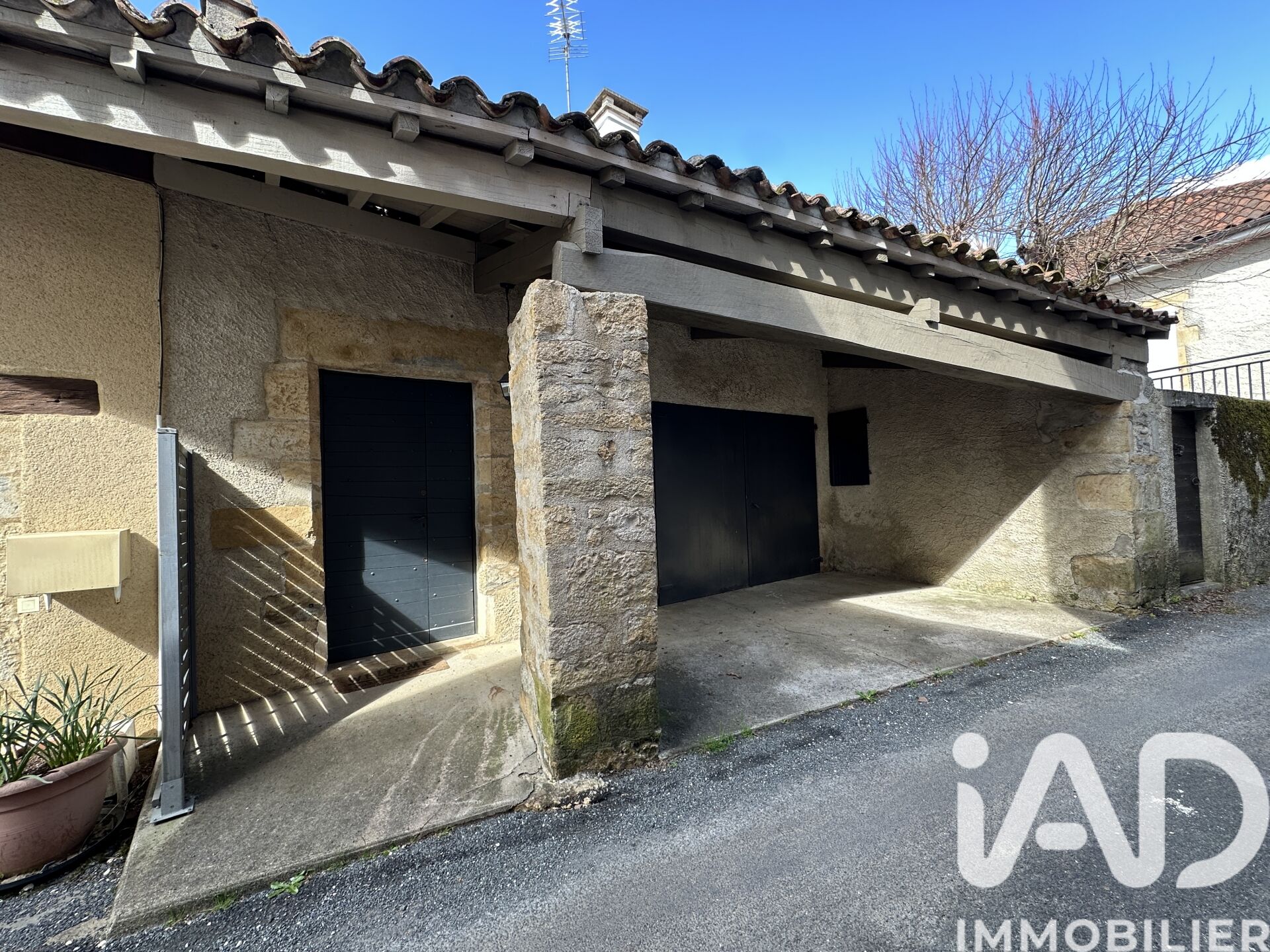 St-Jean-Lespinasse - 53m² - 3p. - 2ch.