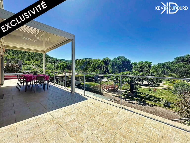 Ensemble immobilier de 200m² sur un terrain de 3000m² à — photo 1