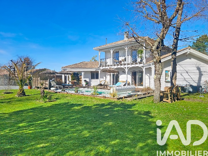 Gujan-Mestras - 198m² - 8p. - 5ch.