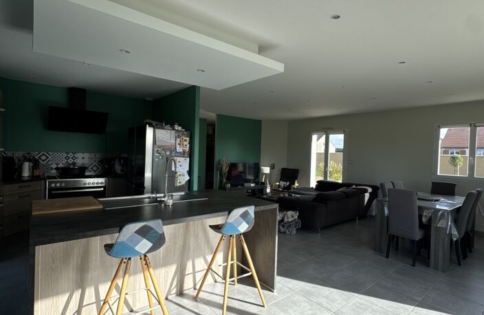 Vente Maison/villa 5 pièces — photo 2