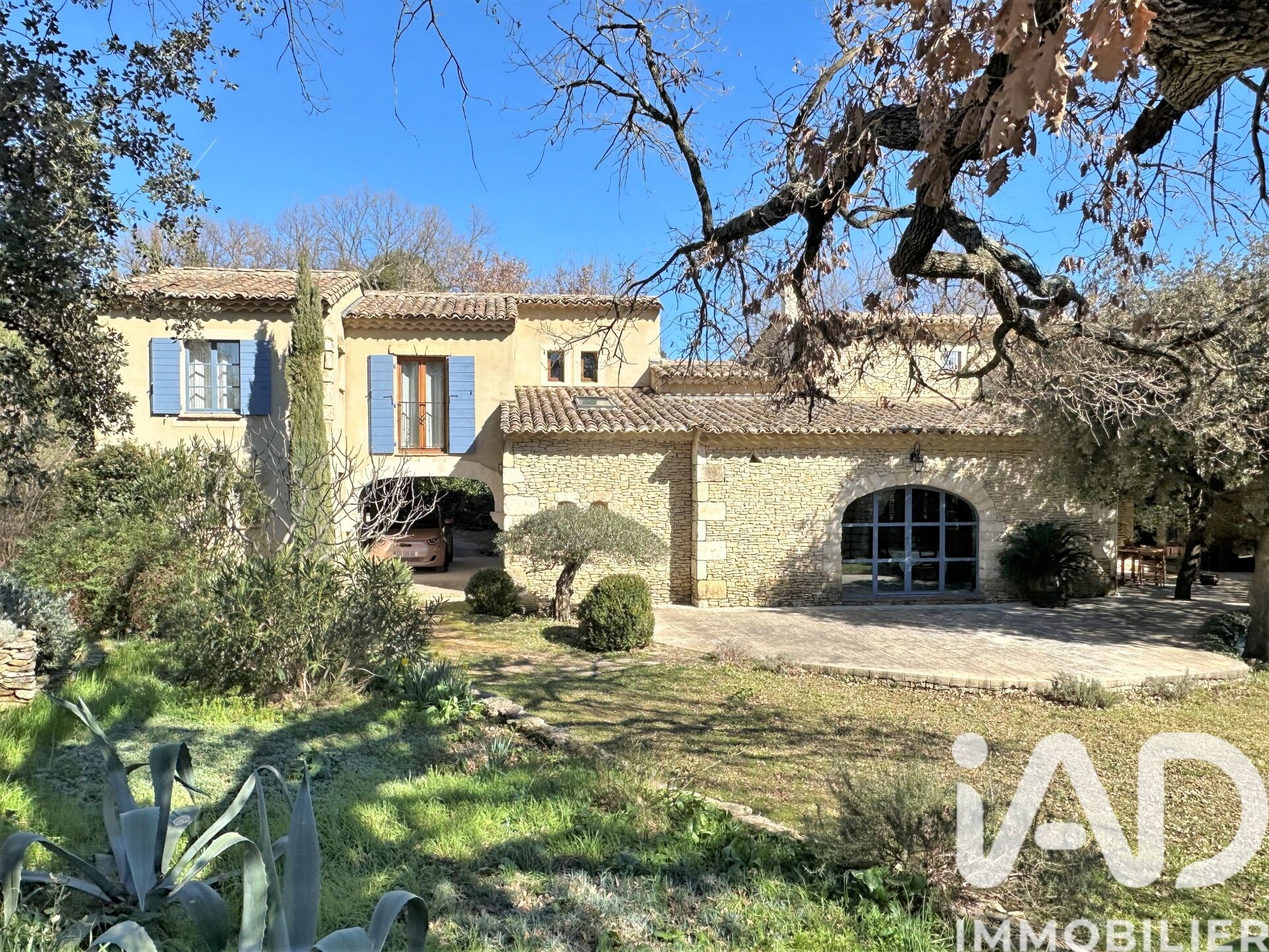 Uzes - 185m² - 6p. - 4ch.