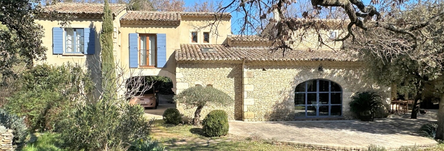 Maison 6 Pièces 185 m² à vendre à Uzès (30700)