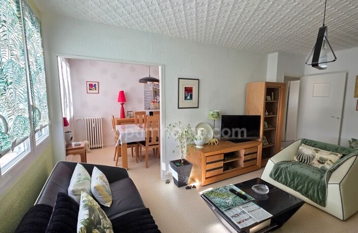 PROCHE CARMES BEL APPARTEMENT RENOVE AU 4 EME ETAGE SANS ASCENSEUR AVEC GARAGE ET CAVE — photo 2