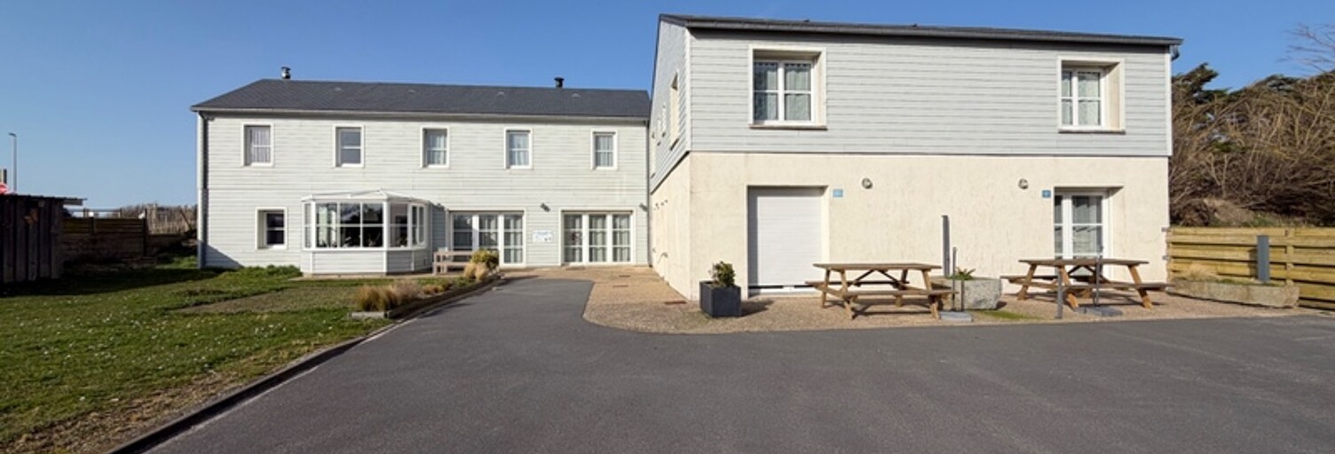 Maison 13 Pièces 207 m² à vendre à Créances (50710)