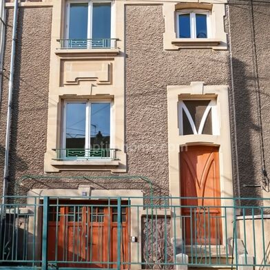 Maison 4 pièces 1200 €