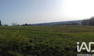 Terrain  1900 m² à vendre à Montlieu-la-Garde (17210)