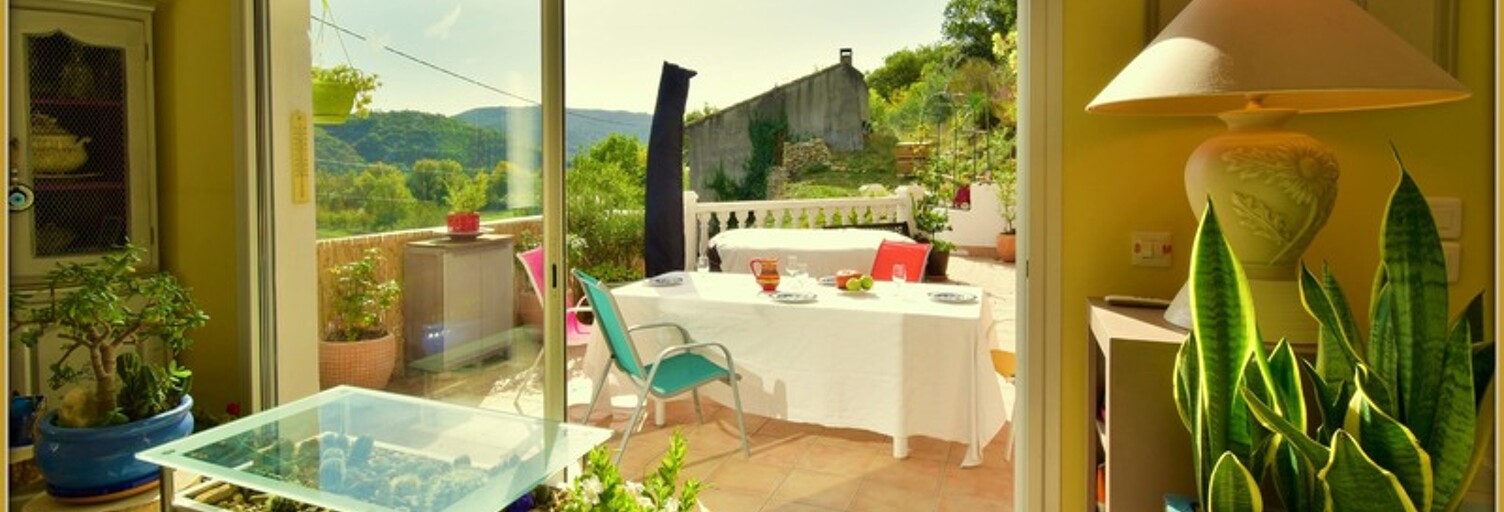 Maison 5 Pièces 114 m² à vendre à Estoublon (04270)