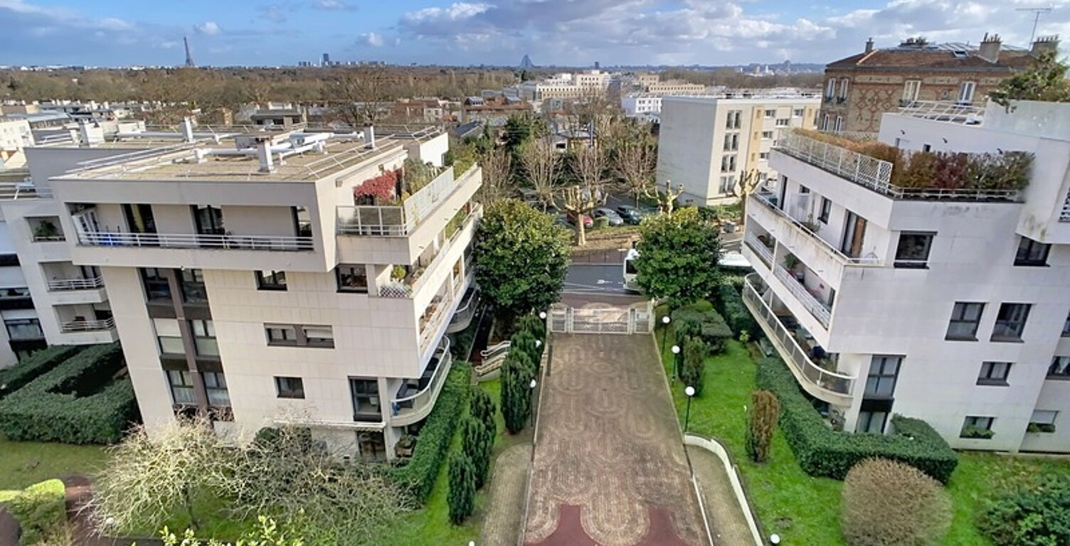 6ème et dernier étage - Appartement de 116 m² + 2 terrasses de 18 m² chacune + 1 cave + 2 parkings boxés côte à côte — photo 1