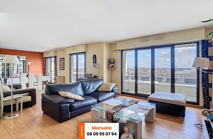 6ème et dernier étage - Appartement de 116 m² + 2 terrasses de 18 m² chacune + 1 cave + 2 parkings boxés côte à côte — photo 3
