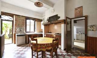 Maison 10 Pièces 234 m² à vendre à Sainte-Foy-de-Peyrolières (31470)