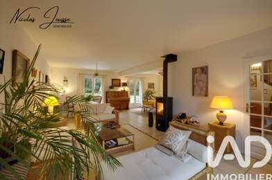 Maison 9 pièces 877000 €