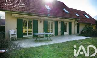 Maison 9 Pièces 158 m² à vendre à Échenevex (01170)