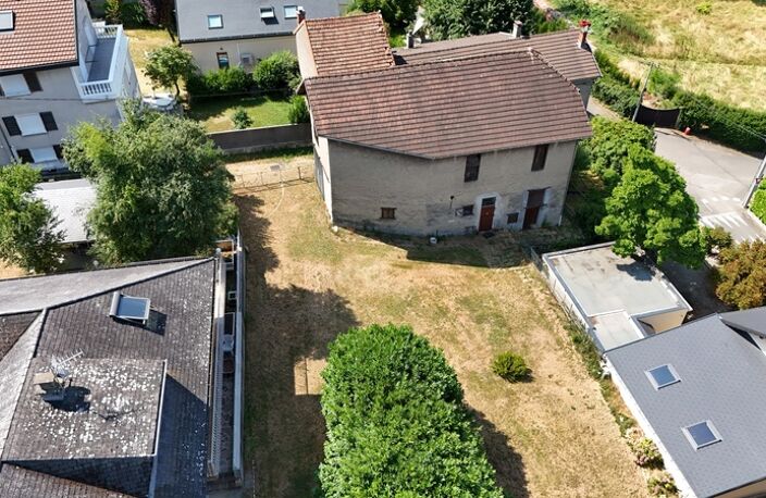 tresserve magnifique vue lac grange de 200 m2 env à réhabiliter (avec pc purgé de tout recours) — photo 2
