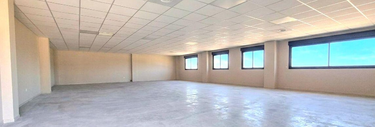 Bureau  150 m² à louer à Vourey (38210)
