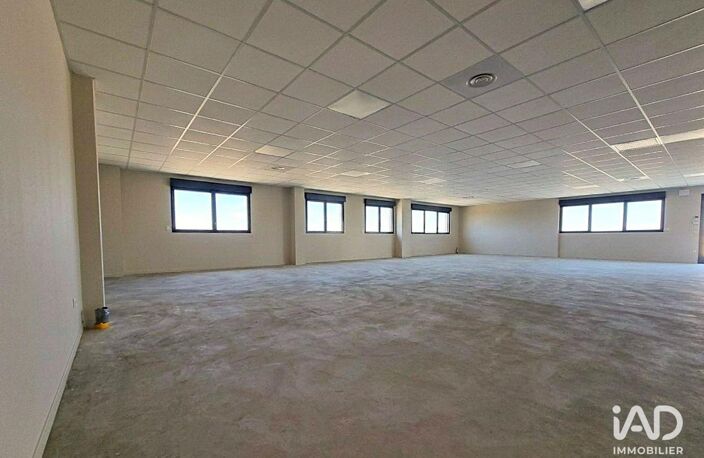 Location Bureaux 150 m&sup2; — photo 2