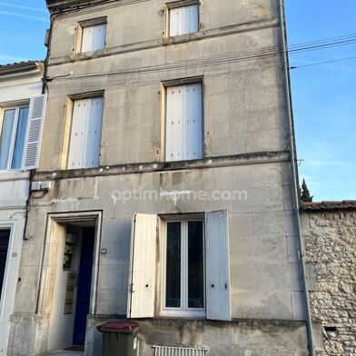 Immeuble  185000 €
