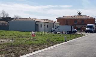 Terrain  555 m² à vendre à Châteaubernard (16100)