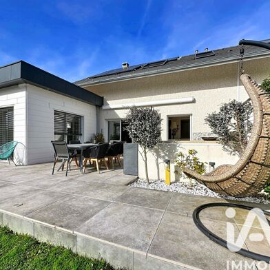 Maison 6 pièces 550000 €