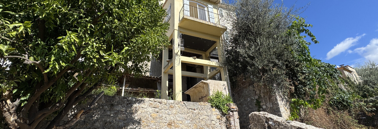 Maison 5 Pièces 100 m² à vendre à Le Bar-sur-Loup (06620)