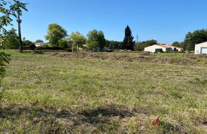 Terrain à bâtir à Le Mung (17350) — photo 3