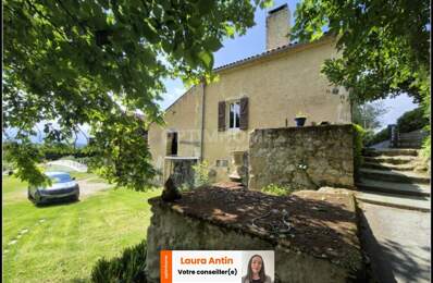 Maison en pierre avec dépendances, piscine, et terrain à Saint Puy — photo du bien