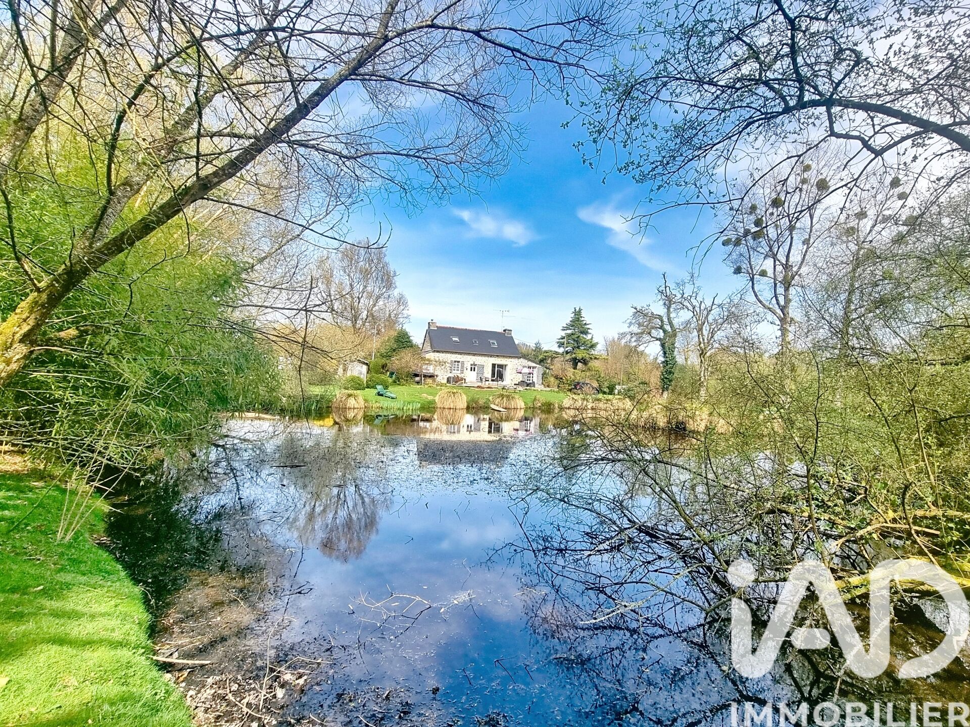 Rostrenen - 100m² - 3p. - 2ch.