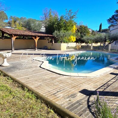 Maison 7 pièces 560000 €