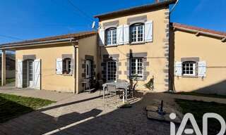 Maison 5 Pièces 147 m² à vendre à Manzat (63410)