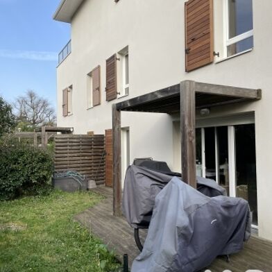 Maison 4 pièces 1300 €