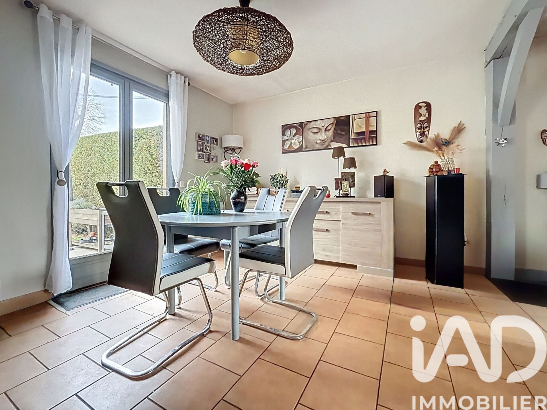 Saint-Cheron - 117m² - 6p. - 4ch.