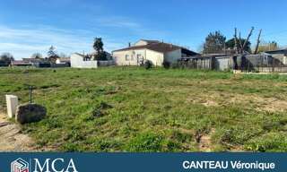 Terrain  701 m² à vendre à Le Gua (17600)