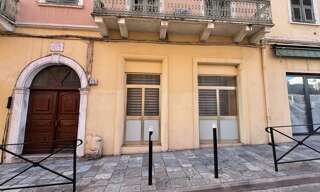 Commerce 2 Pièces 49 m² à louer à Bastia (20200)