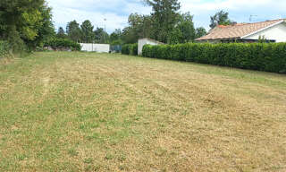 Terrain  1368 m² à vendre à Ménesplet (24700)