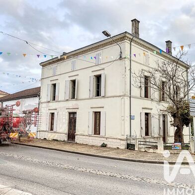 Maison 17 pièces 150000 €