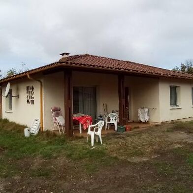 Maison 4 pièces 1400 €