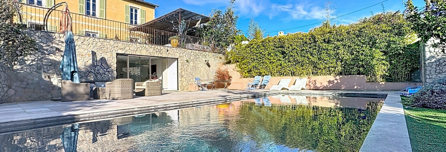 Maison 5 Pièces 220 m² à vendre à Nice (06100)