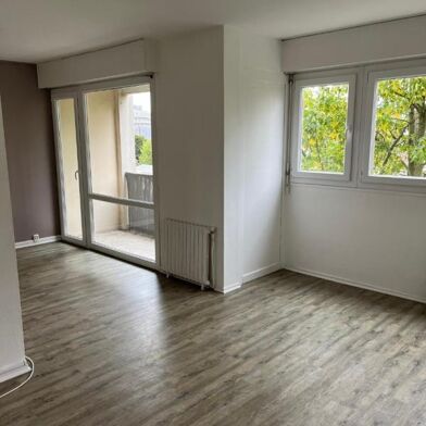 Appartement 4 pièces 920 €