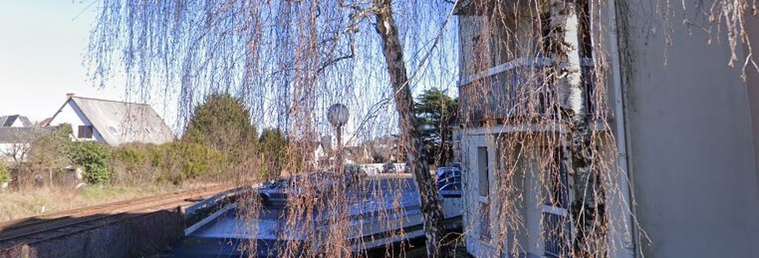 Garage   m² à louer à Joué-lès-Tours (37300)