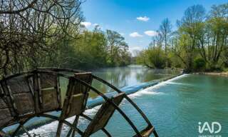 Divers  250 m² à vendre à L'Isle-sur-la-Sorgue (84800)