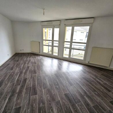 Appartement 3 pièces 581 €