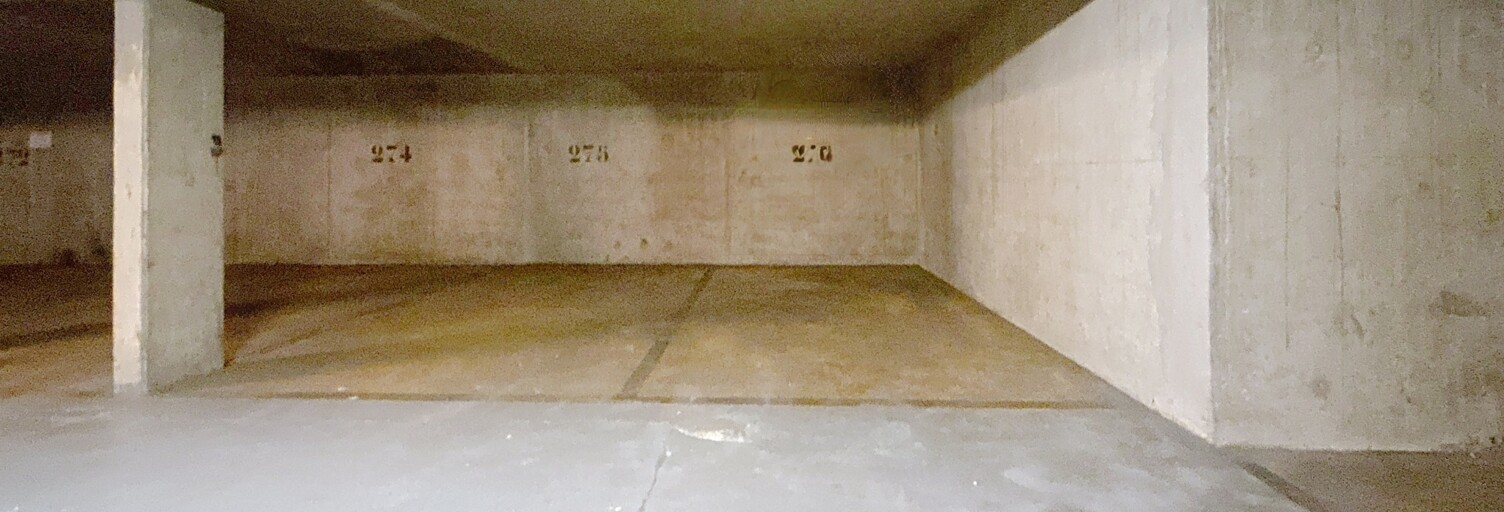Garage  12 m² à vendre à Pontoise (95000)