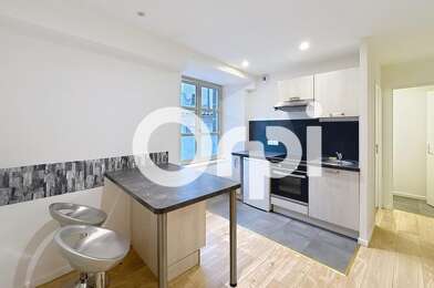 Appartement 1 pièces 299 €