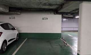 Garage  12 m² à louer à Courbevoie (92400)