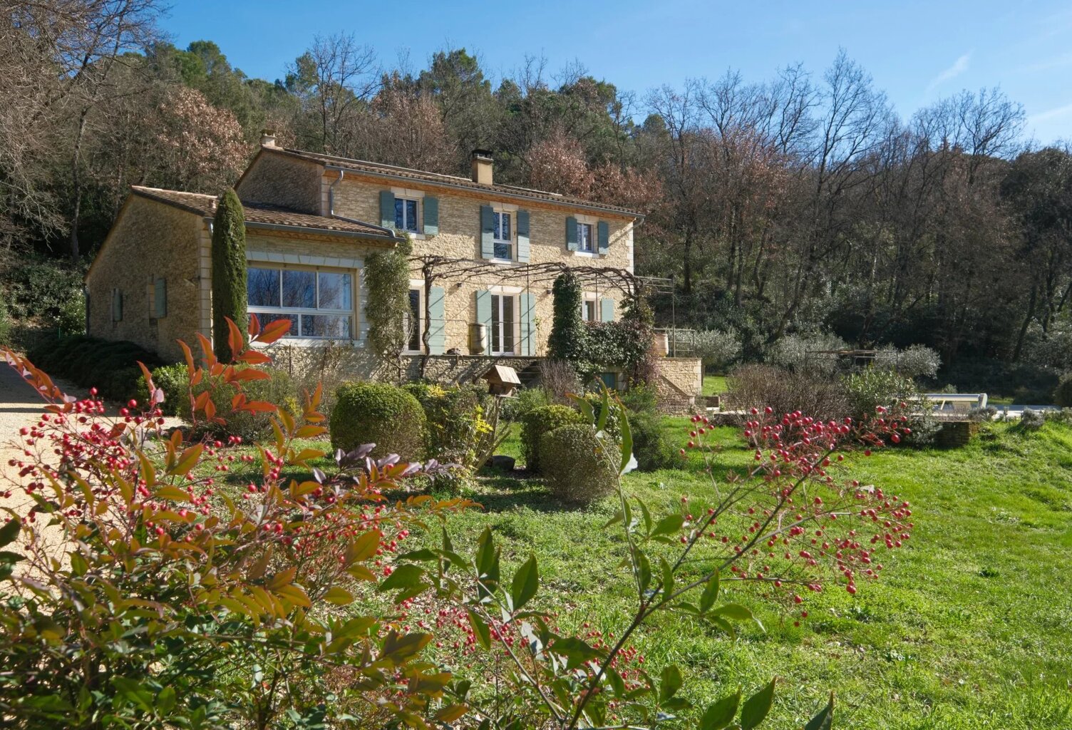 Bastide contemporaine. L’âme de la pierre, le confort d’aujourd’ — photo 1