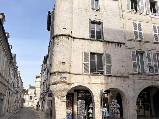 Maison À Vendre — photo du bien