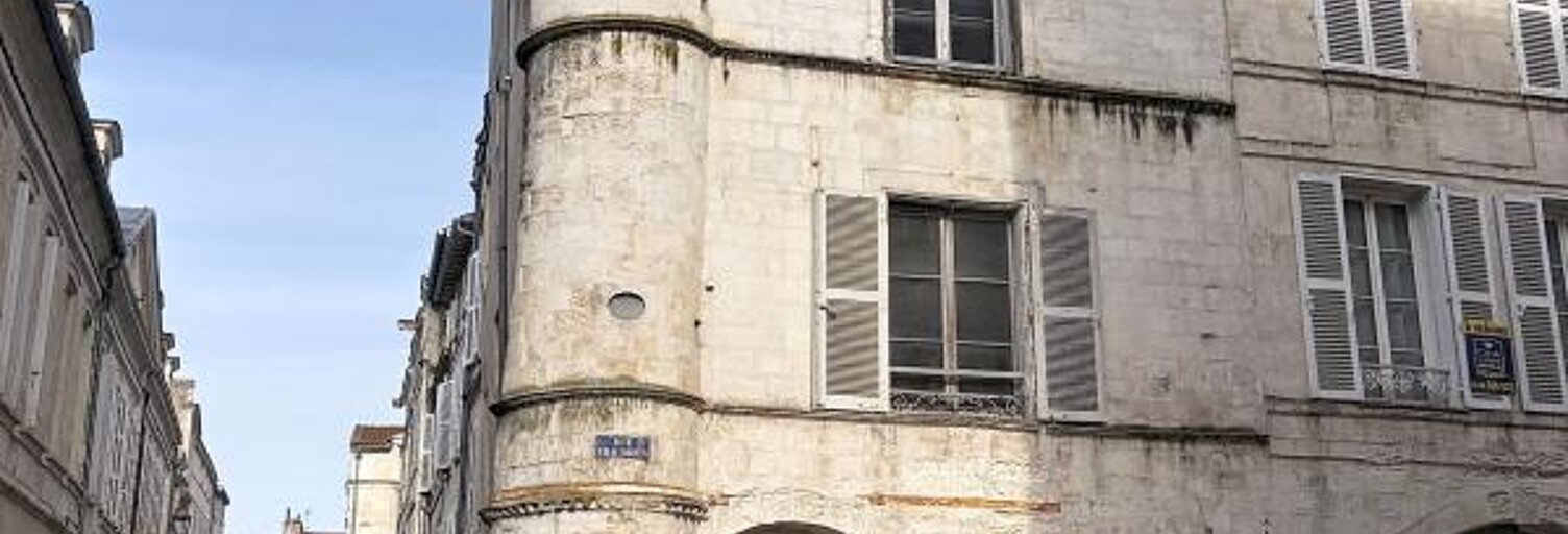 Immeuble  125 m² à vendre à La Rochelle (17000)